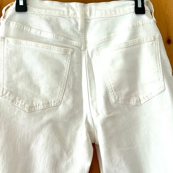 - Madewell perfect vintage jeans size 26 white denim