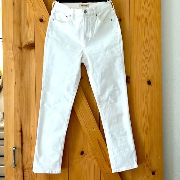 - Madewell perfect vintage jeans size 26 white denim