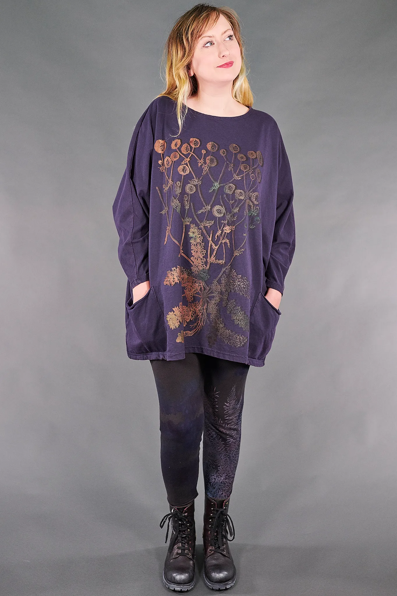 2319 Mariposa Sweatshirt with Patch Pockets-Pandora-P