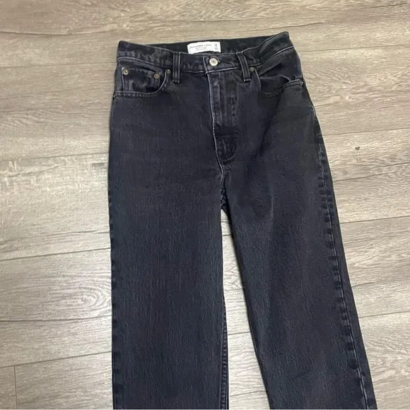 Abercrombie &amp; Fitch Jeans Black Wash 90s Straight Ultra High Rise Sz 25 0L