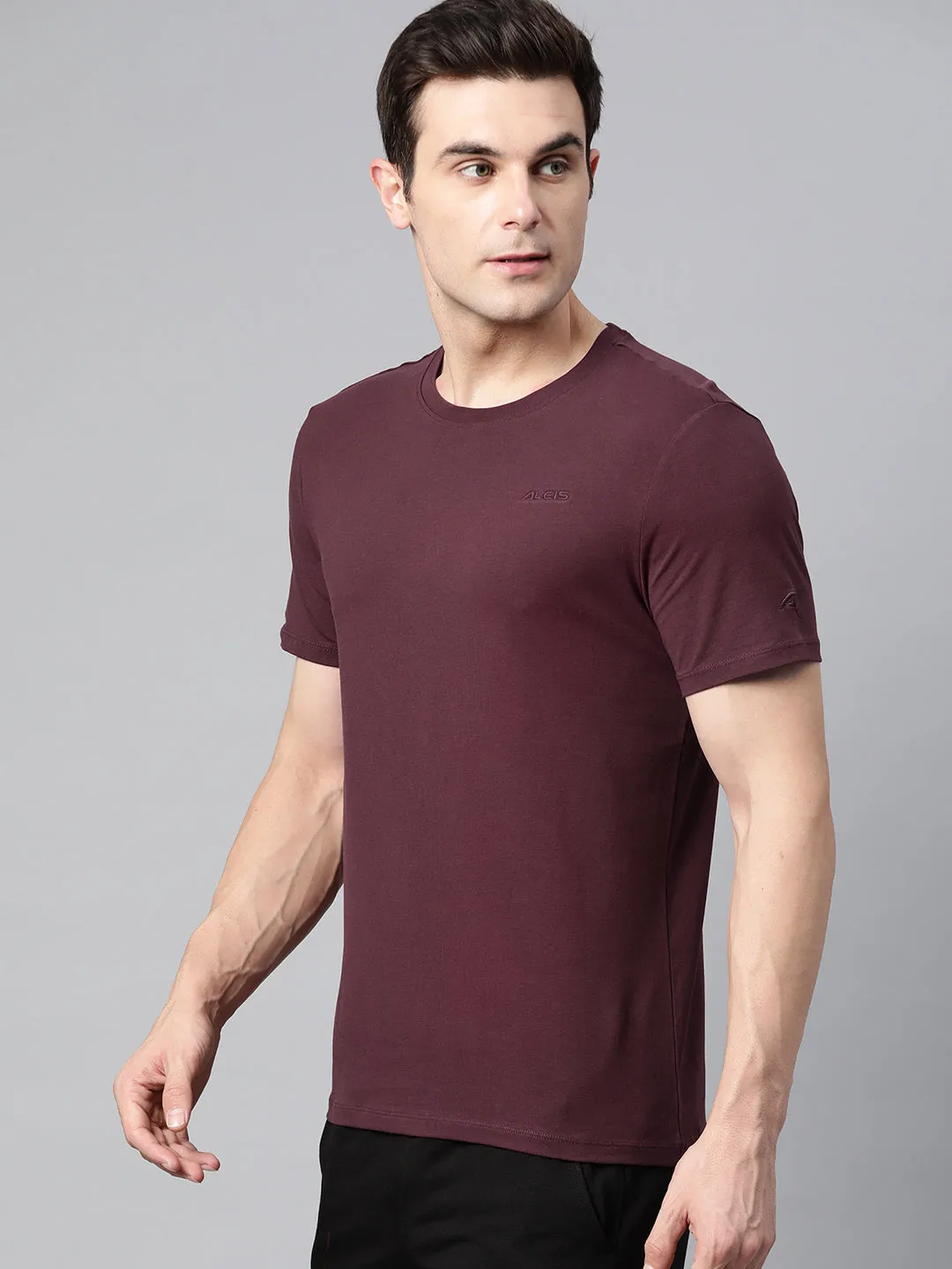 Alcis Men Solid Stretchex Slim Fit T-shirt