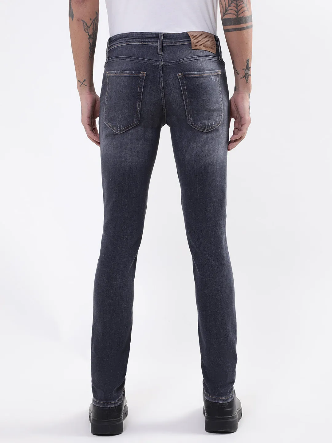 Antony Morato Men Grey Tapered Fit Slash Knee Light Fade Stretchable Cotton Jeans