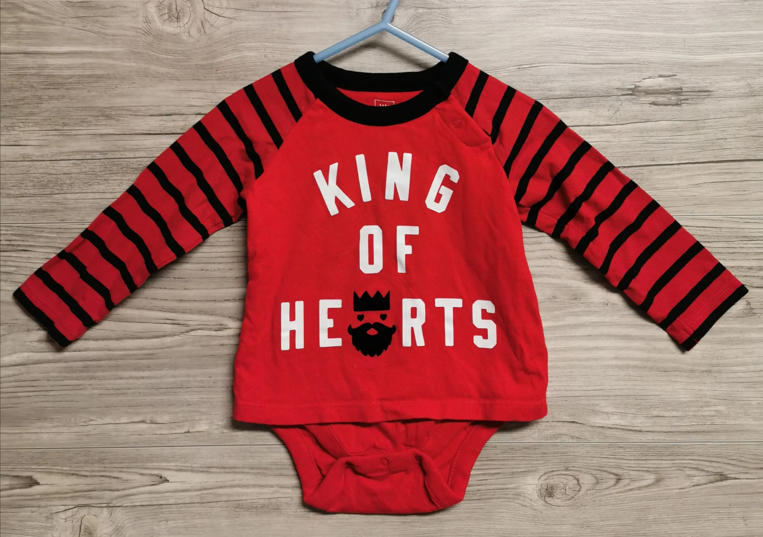 BABY BOY SIZE(S) 12/18 MONTHS - 4 Pack, Graphic Onesies EUC B50