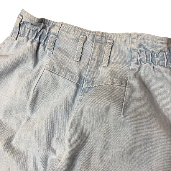 Chic vintage mom jeans tapered leg light wash 1980s 80s high rise size 14P