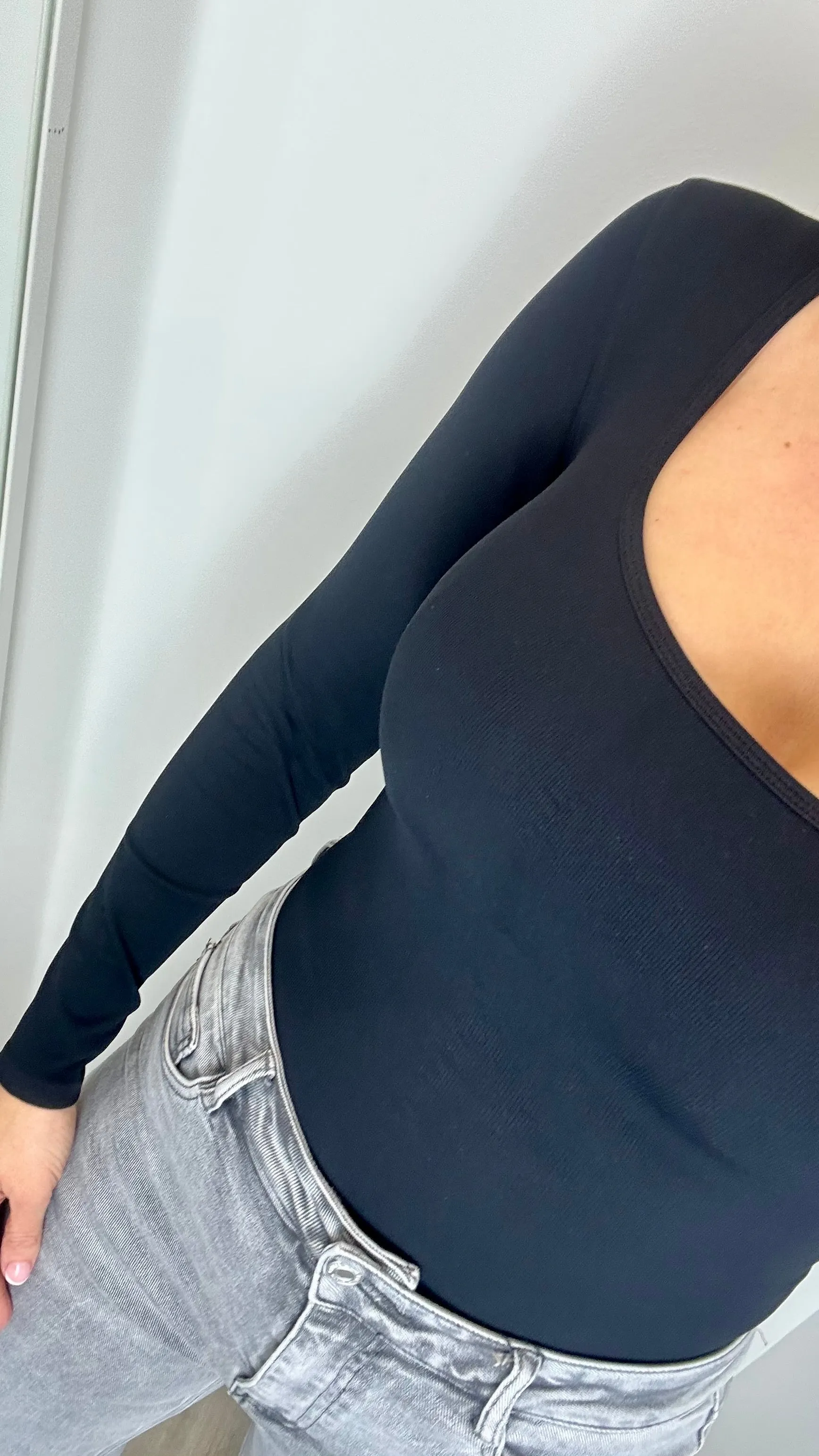 CLASSIC FITTED SQUARE NECK BODYSUIT