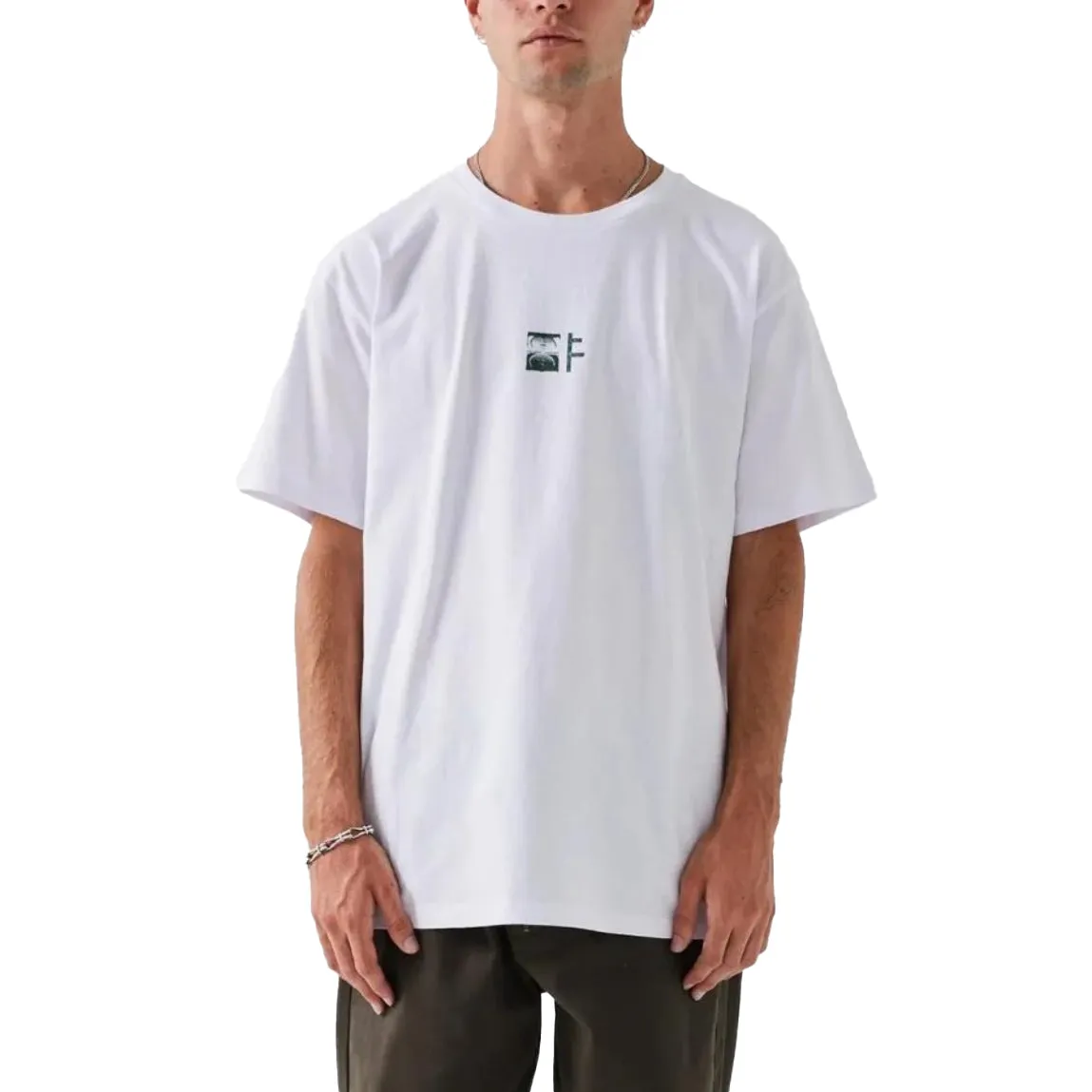 CONFORMATION T-SHIRT