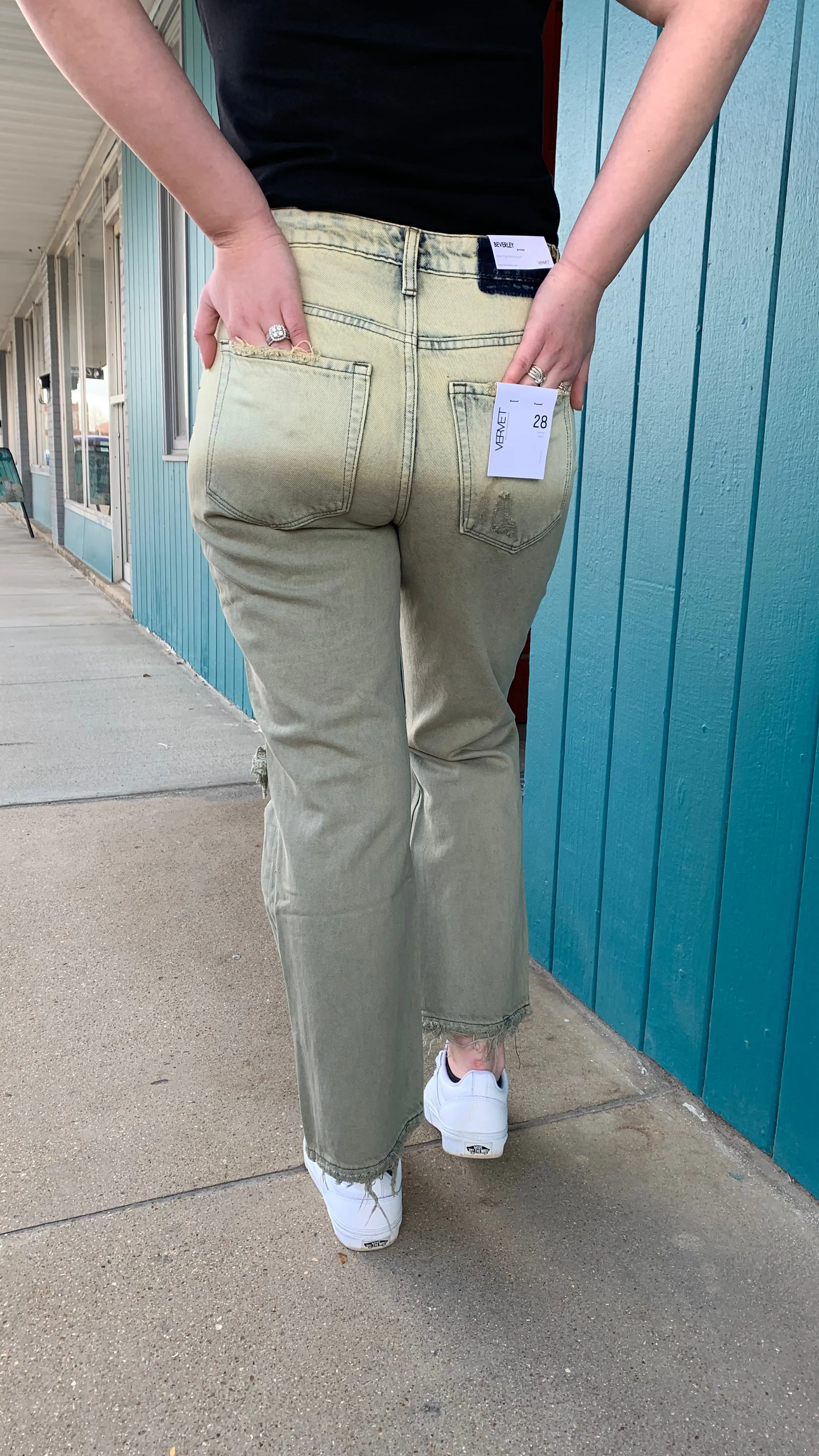 Crop Criss Cross Sage Vevert Jeans