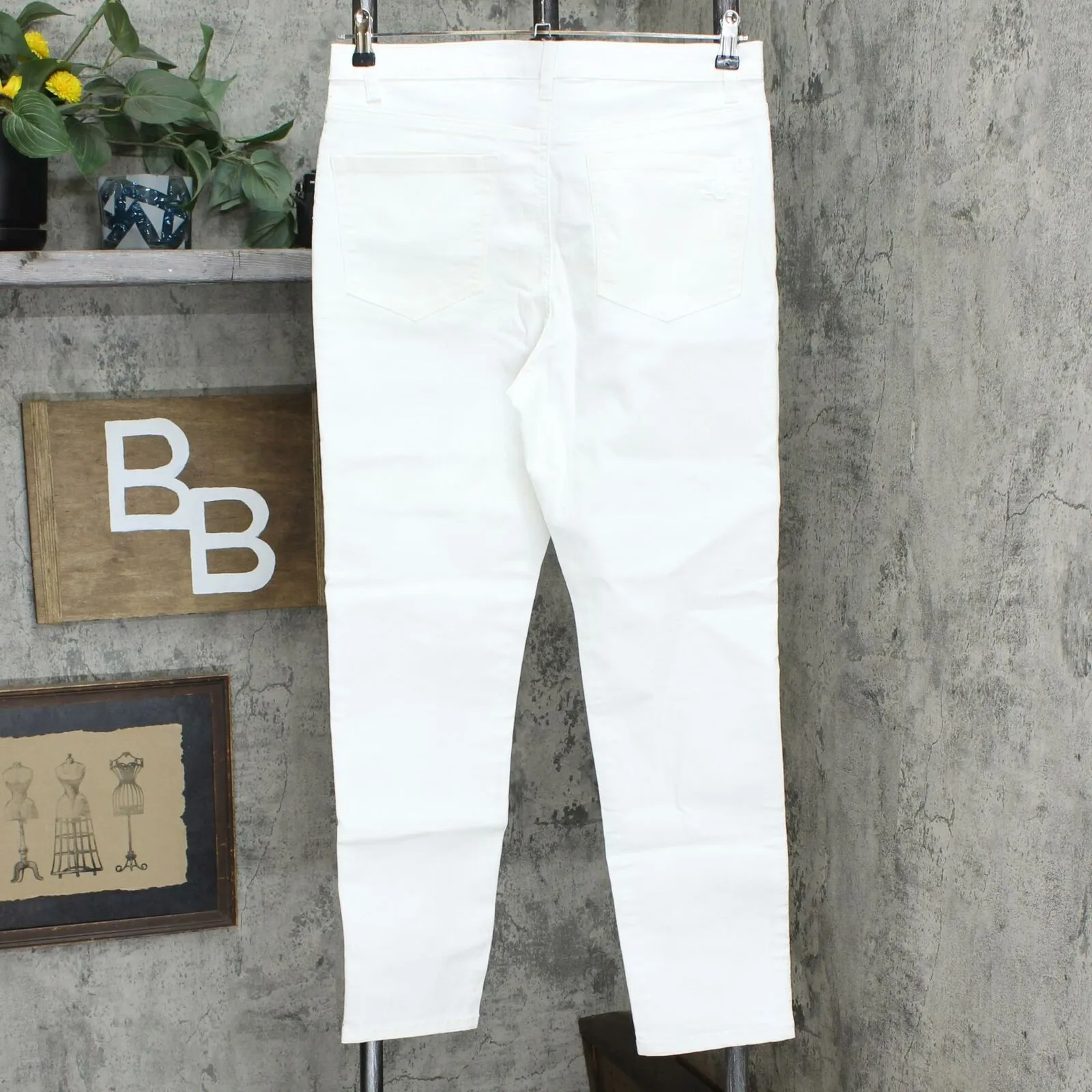 DG2 by Diane Gilman Glitter Spray Anniversary Skinny Jeans Ivory 12