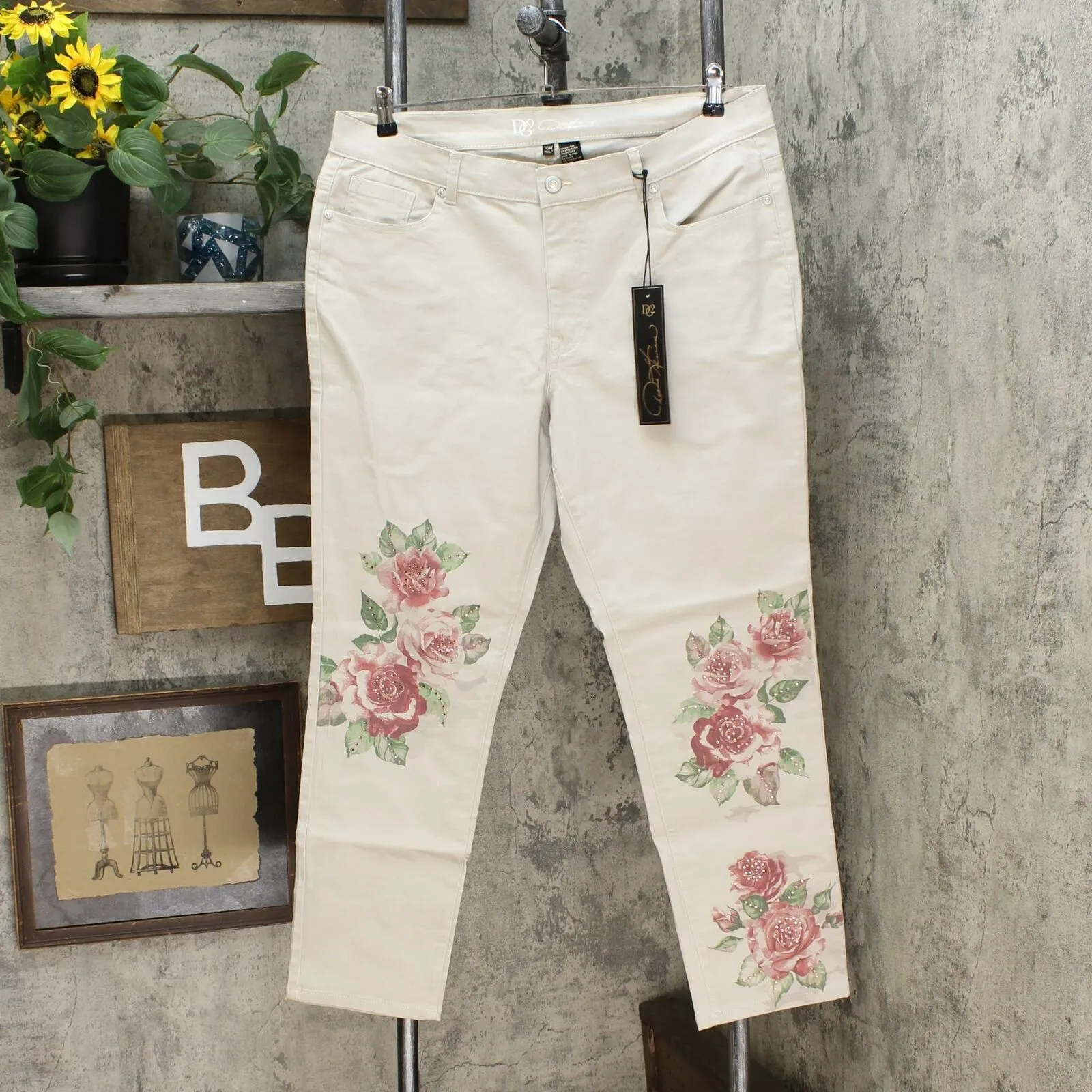 DG2 by Diane Gilman Women's Plus Size Classic Stretch Artwork Printed Jeans