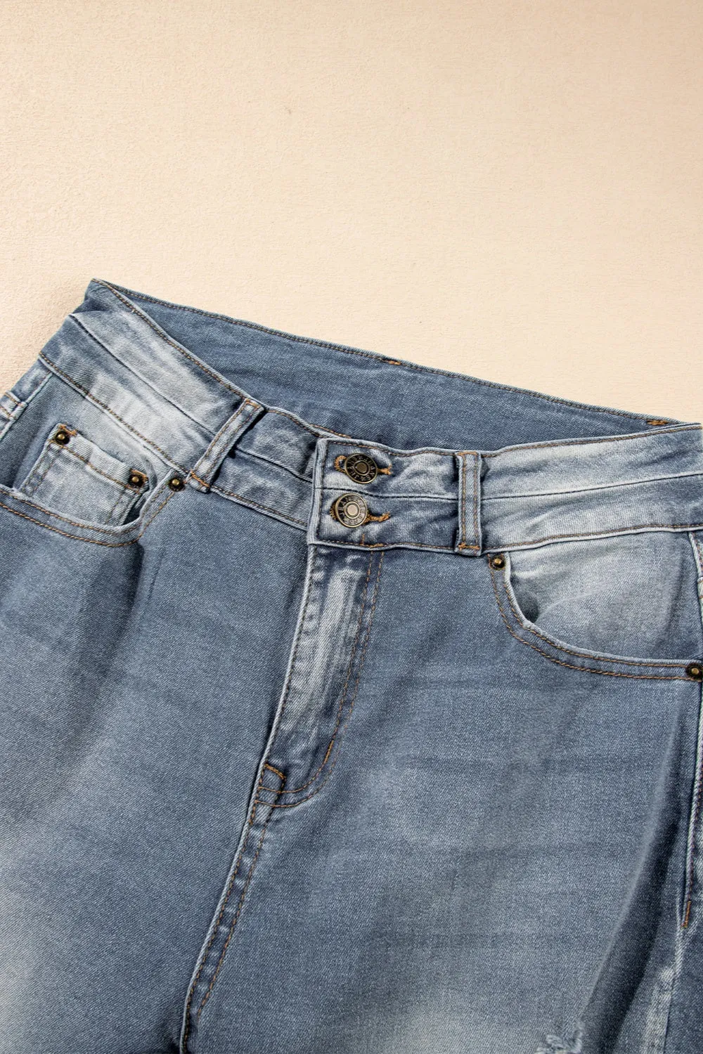 Distressed Raw Hem Bootcut Jeans for Women Stylish Fit