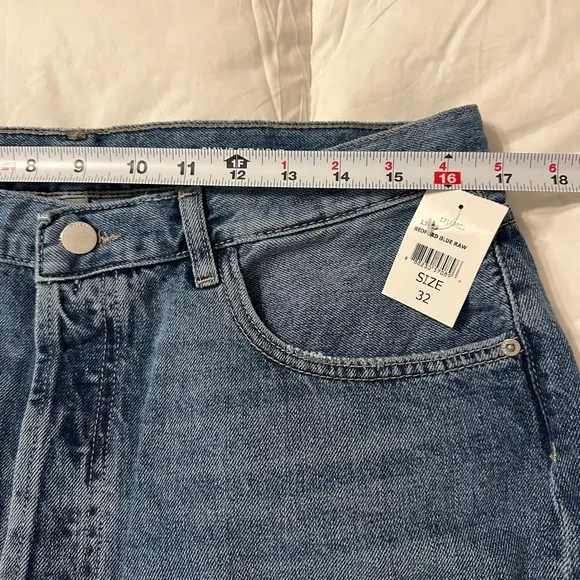 DL 1961 Emilie Straight Ultra High-Rise Vintage Style- NWT-Size 32 women’s jeans