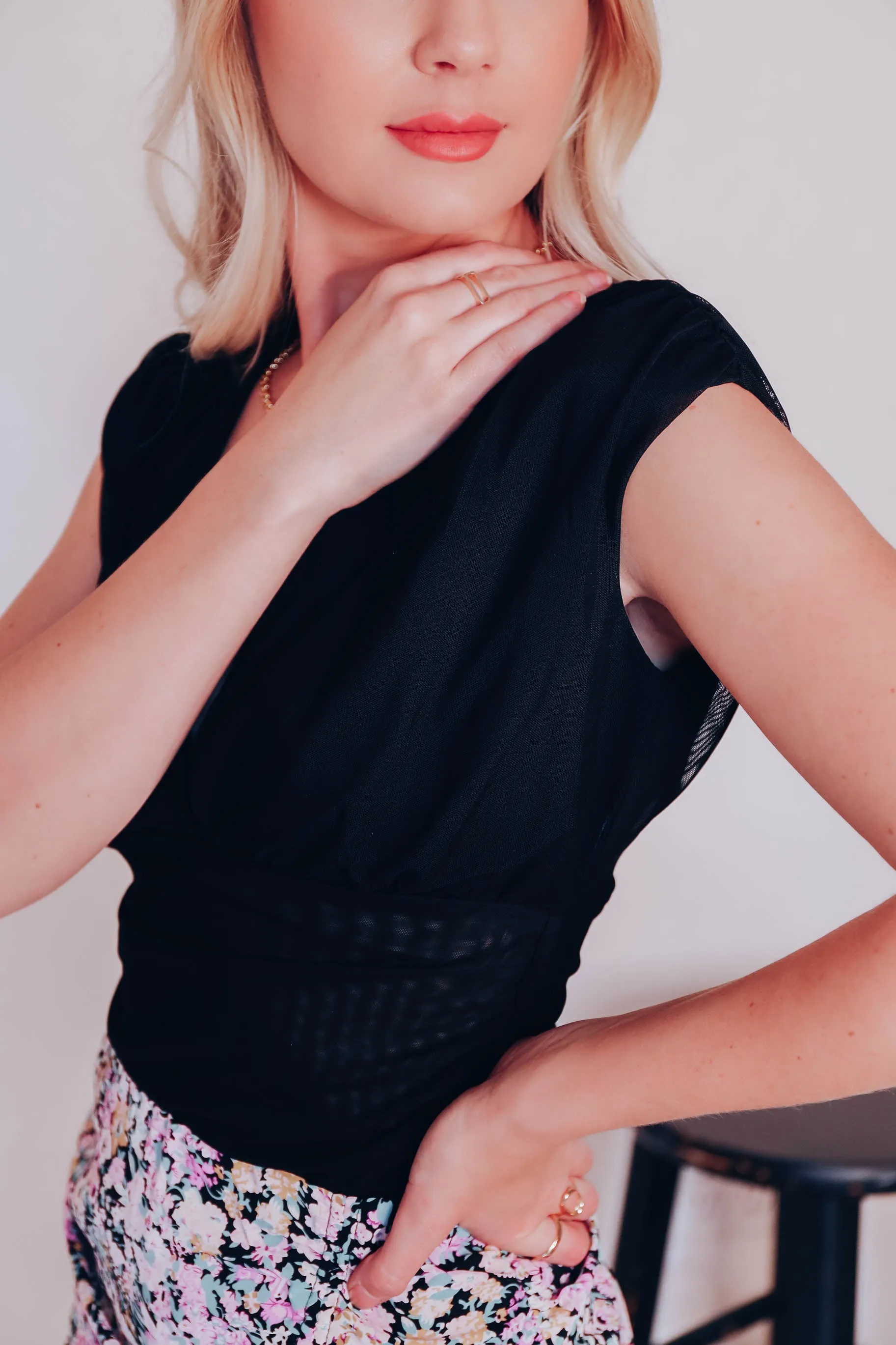 Double V Ruched Top - Black