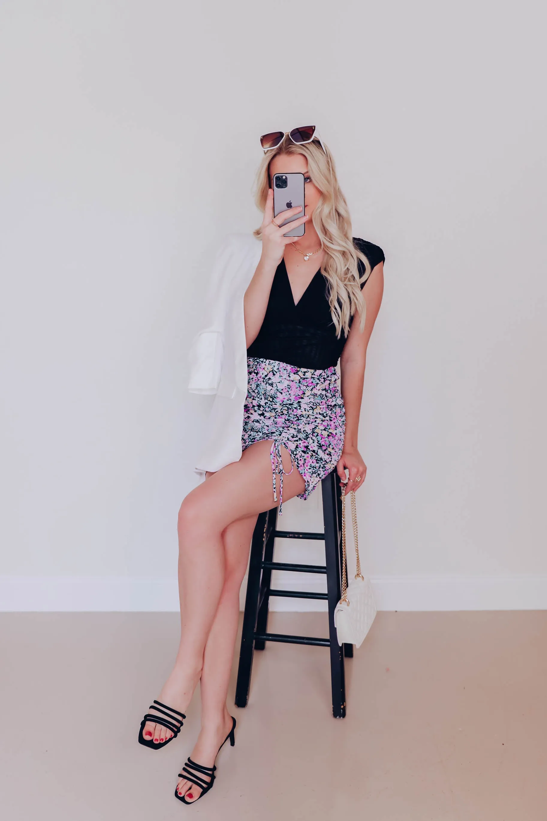 Double V Ruched Top - Black