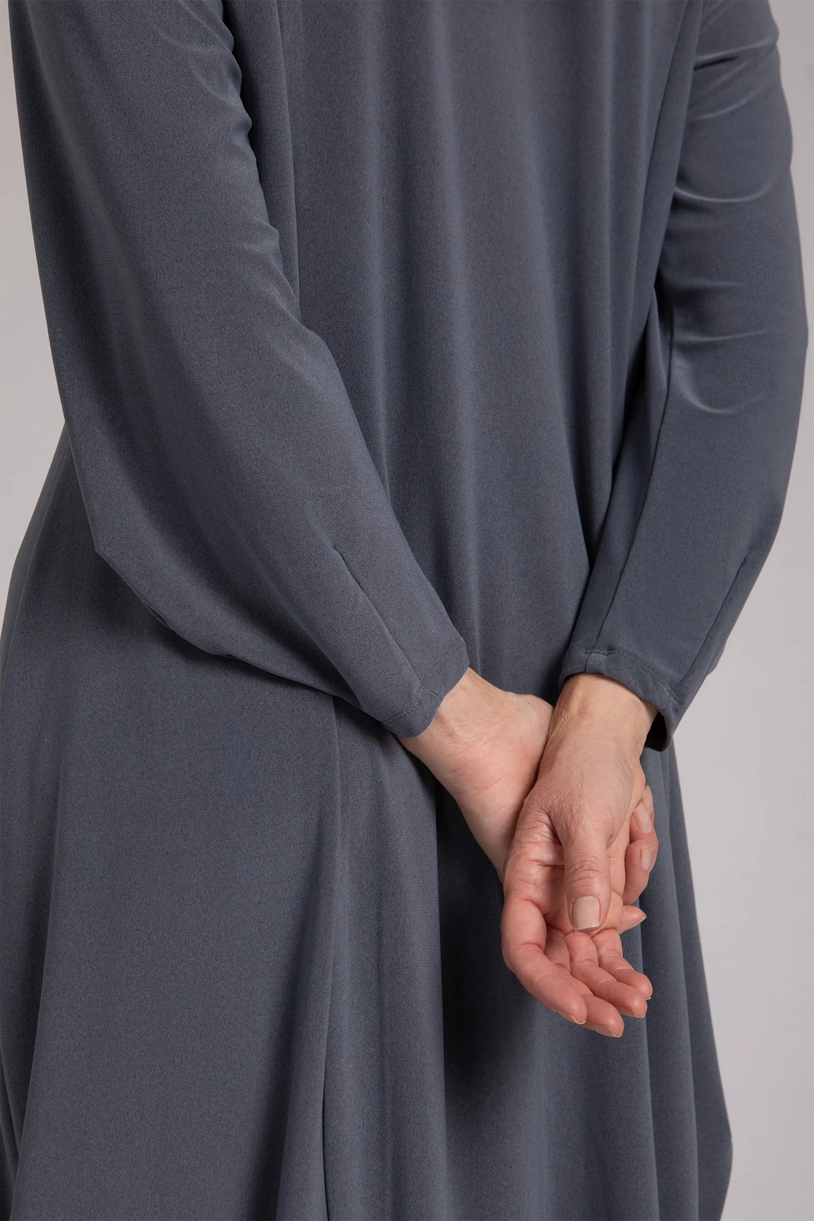 Easy Crew Neck Lantern Dress