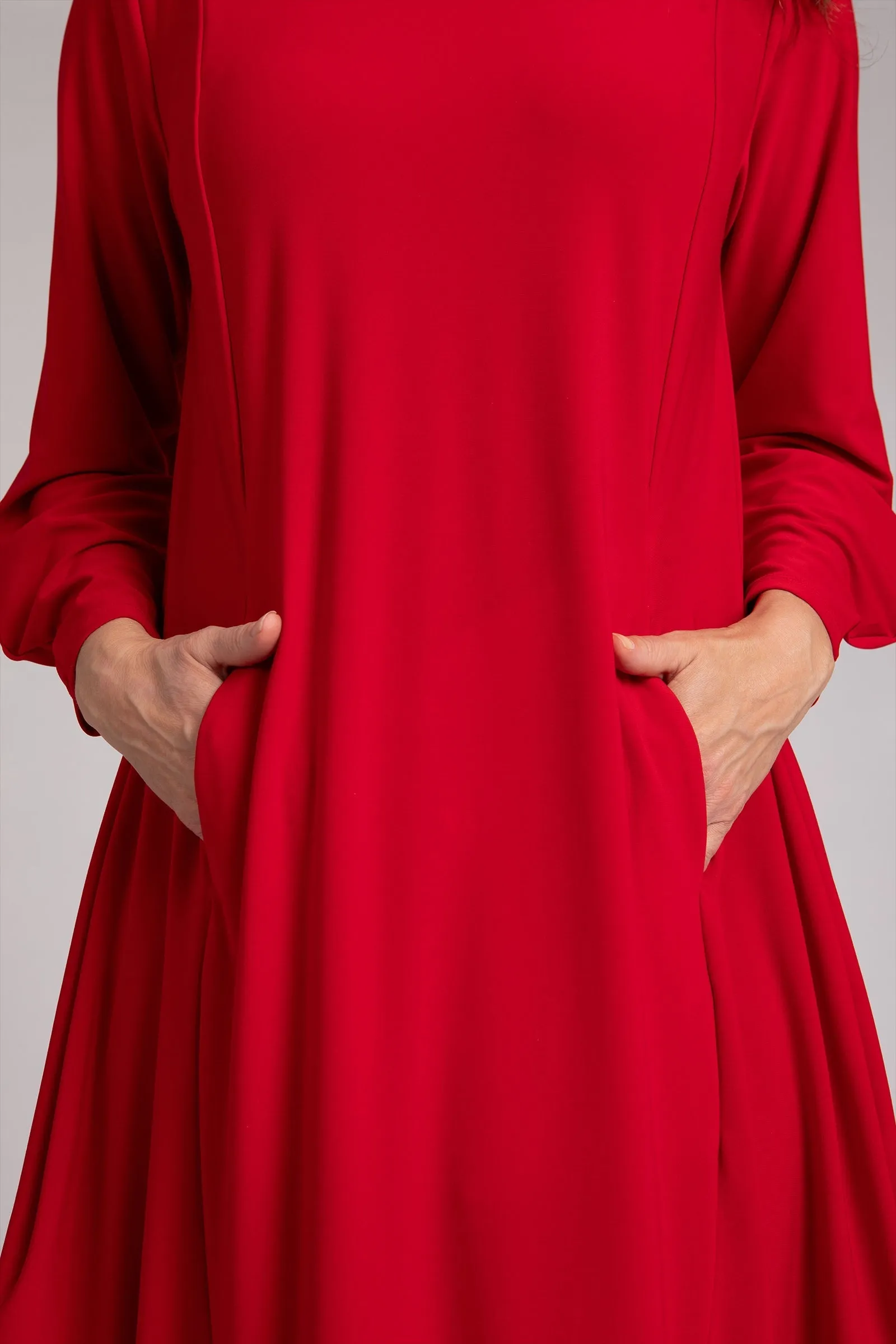 Easy Crew Neck Lantern Dress