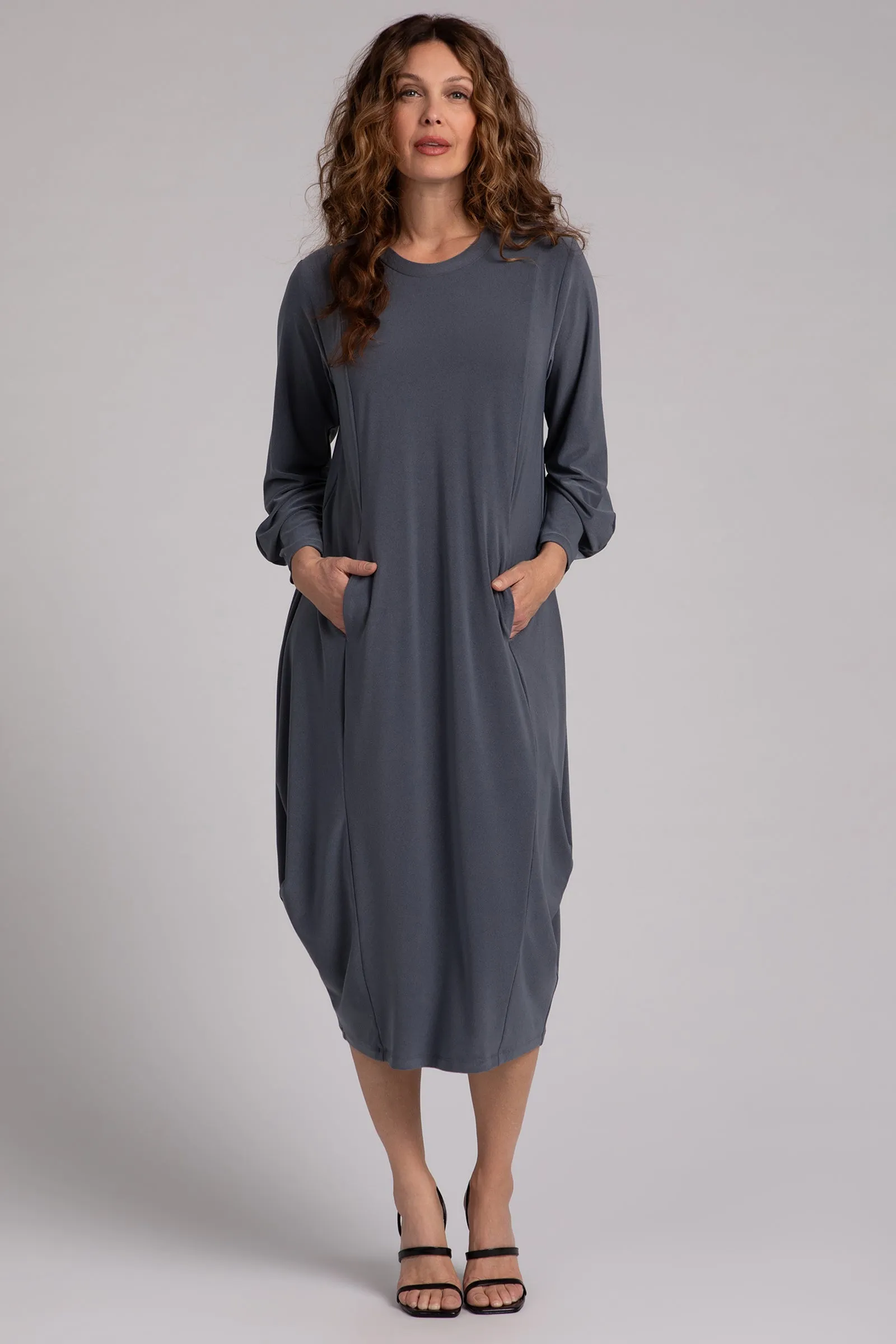 Easy Crew Neck Lantern Dress