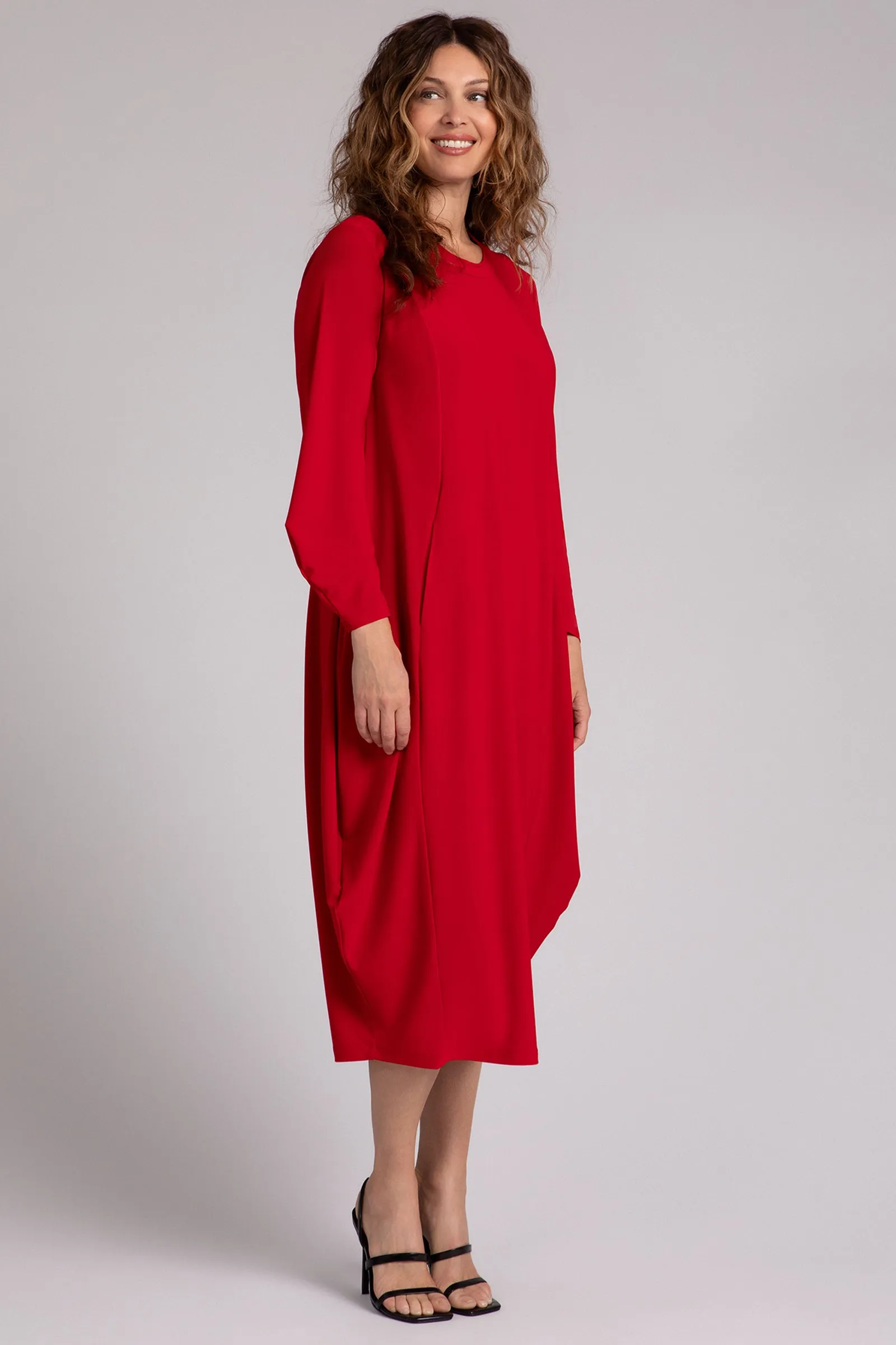 Easy Crew Neck Lantern Dress
