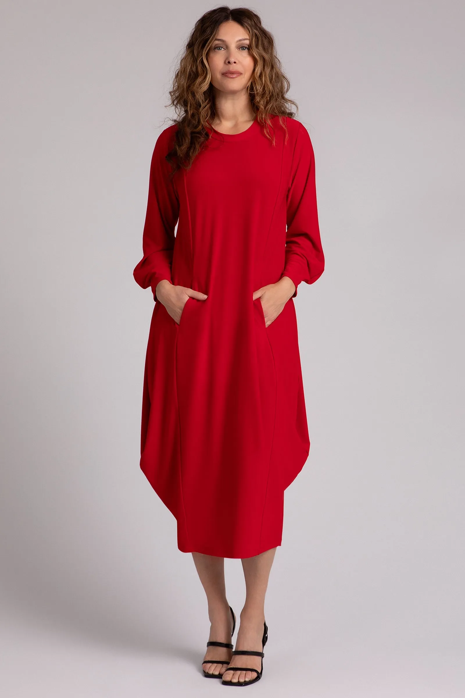Easy Crew Neck Lantern Dress