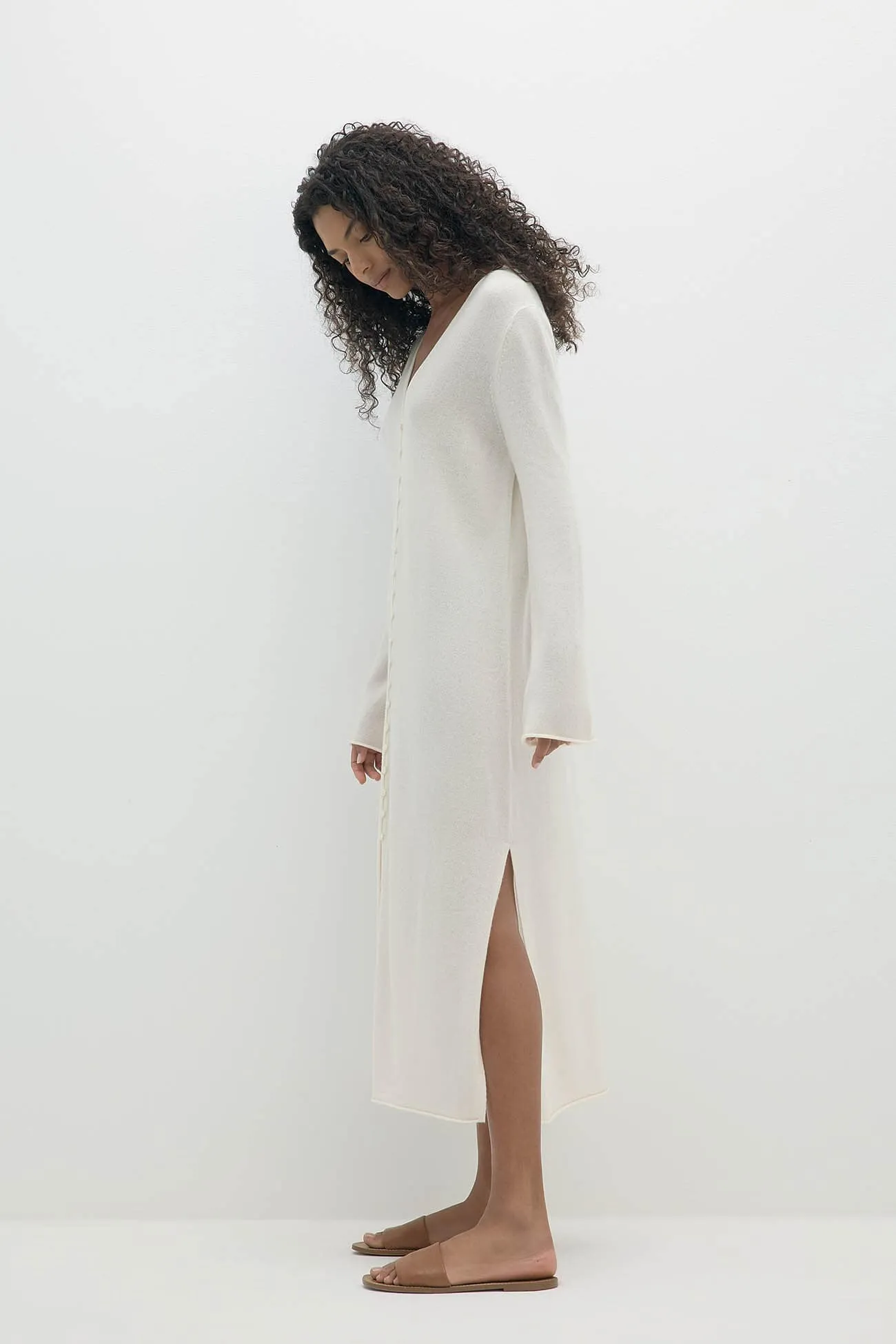 ELOISE BUTTON-FRONT CASHMERE KAFTAN