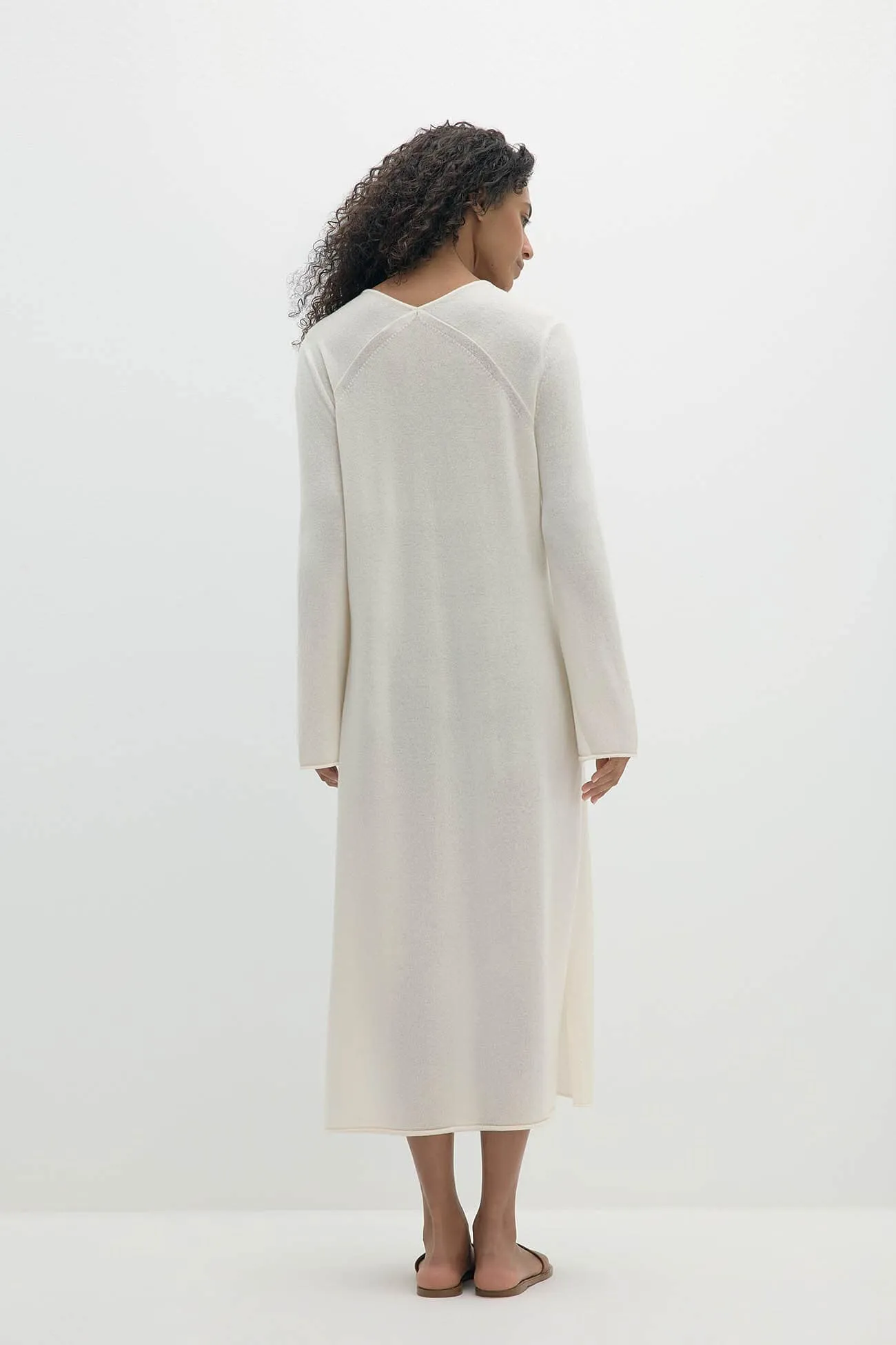 ELOISE BUTTON-FRONT CASHMERE KAFTAN