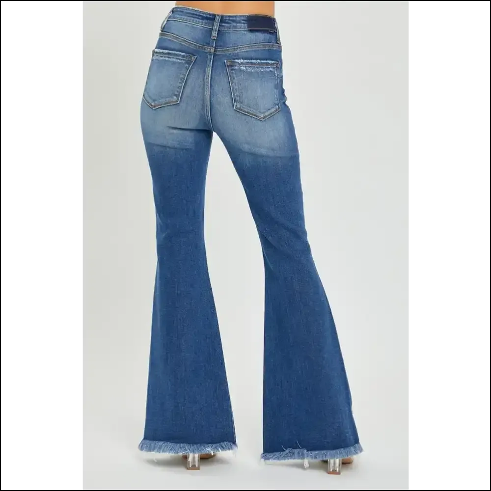 Feel Like a Million Bucks in our Risen High Rise Jeans, you Legend! 💃🍑