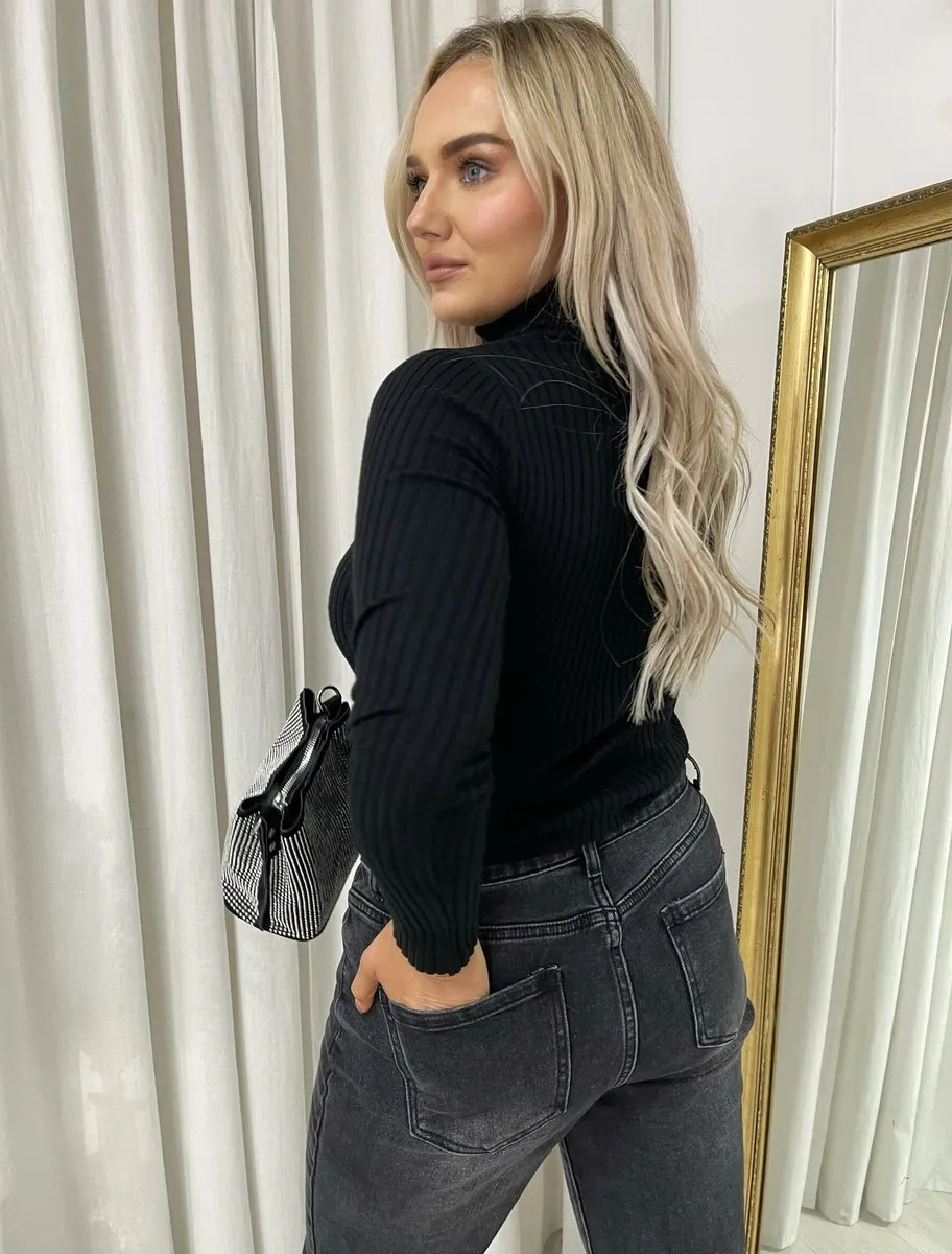Fitted Long Sleeve Fluffy Knitted Top