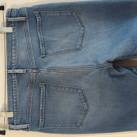 FRAME High Rise Le Sylvie Slender Straight Jeans Mirada Rips Size 30