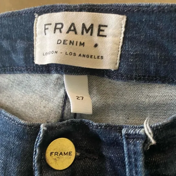 FRAME “Le Skinny de Jeanne” Raw-Stagger Hem Skinny Jeans