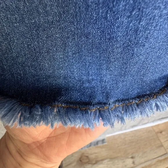 Free People Med Blue  Stretch Denim Low Rise 70s Extreme Flare Leg Jeans Size 29