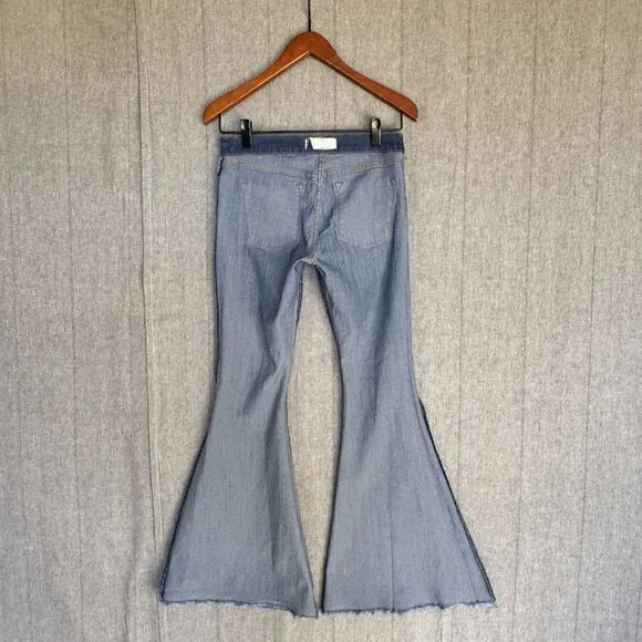 Free People Med Blue  Stretch Denim Low Rise 70s Extreme Flare Leg Jeans Size 29