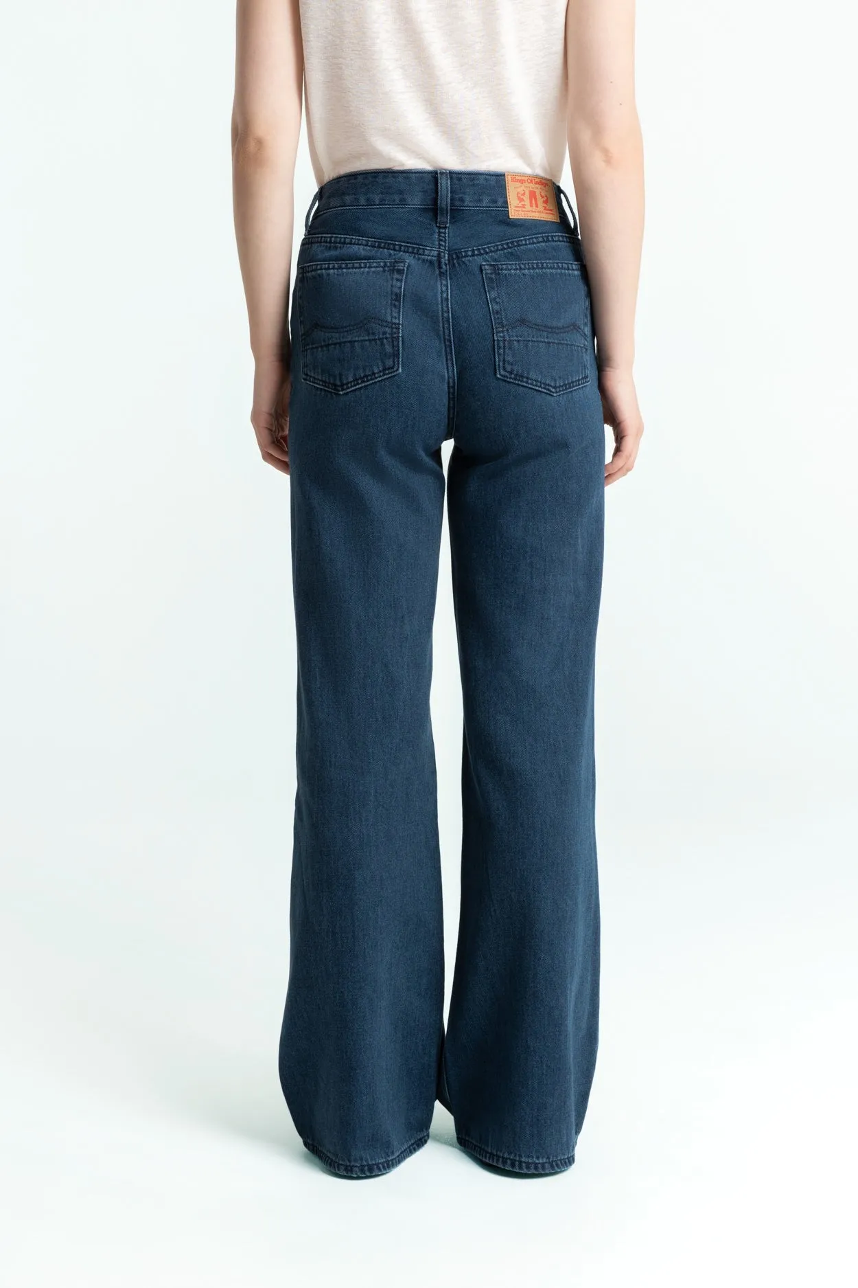 JANE | ALEX DARK WORN