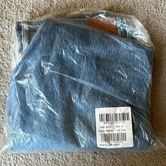J.Crew Rigid Full Length Demi Boot Jeans in Magnolia Wash!