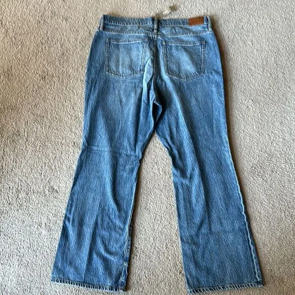 J.Crew Rigid Full Length Demi Boot Jeans in Magnolia Wash!