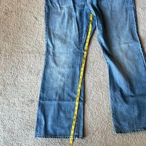 J.Crew Rigid Full Length Demi Boot Jeans in Magnolia Wash!