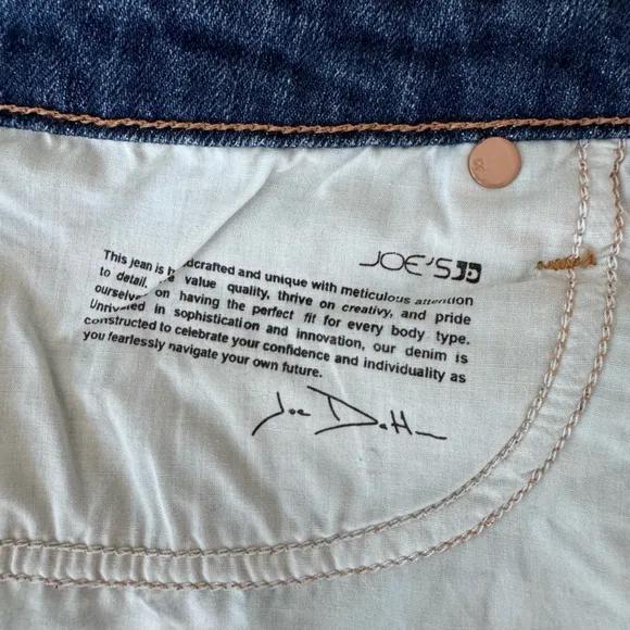 Joe’s Jeans Thula Cut-Off Denim Shorts SZ 30 Embroidered Floral Detailing