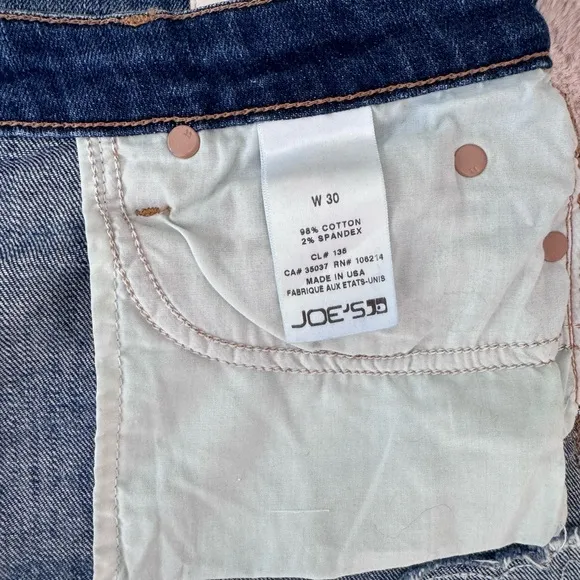 Joe’s Jeans Thula Cut-Off Denim Shorts SZ 30 Embroidered Floral Detailing