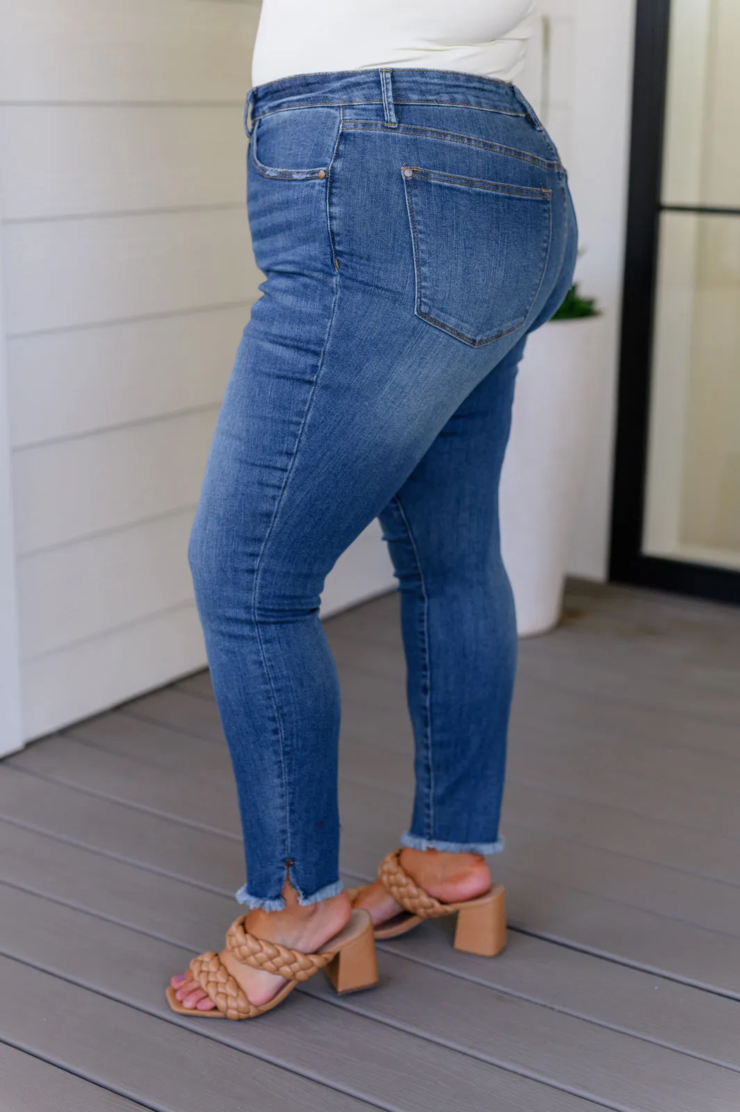 JUDY BLUE Amy High Rise Control Top Side Slit Skinny Jeans