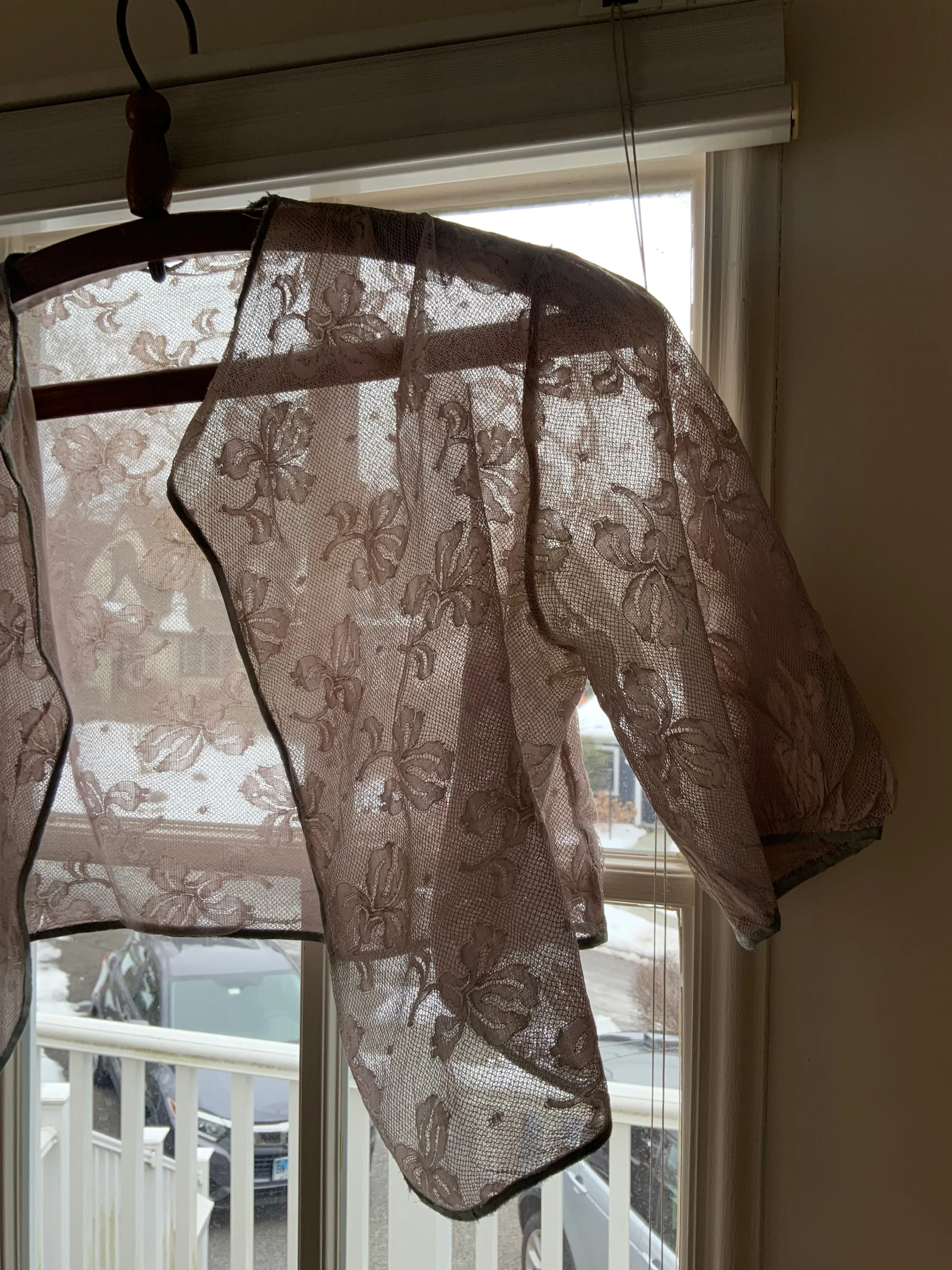 Lace Jacket lined in Tulle - 50s - 50J