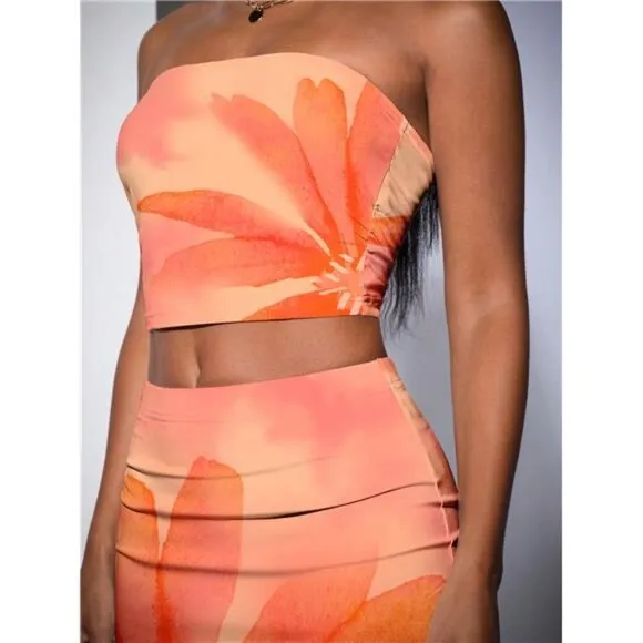 Ladies' Floral Printed Crop Top And Skirt Set For Summer Holiday