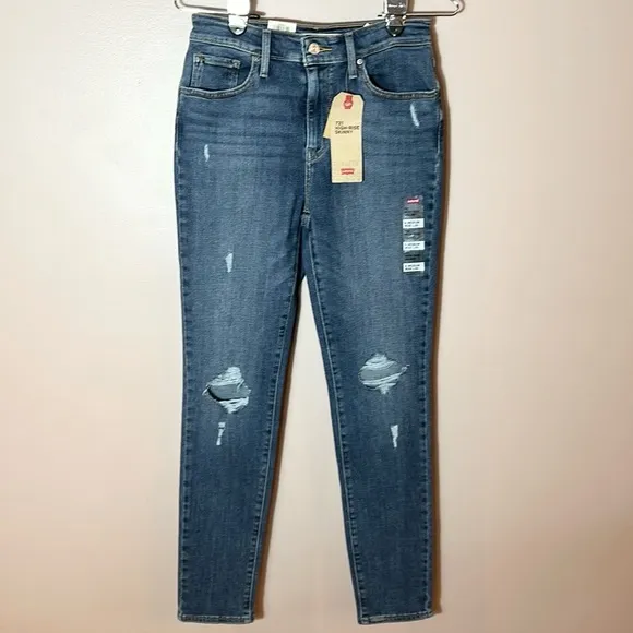 Levi’s 721 High-Rise Skinny Jeans