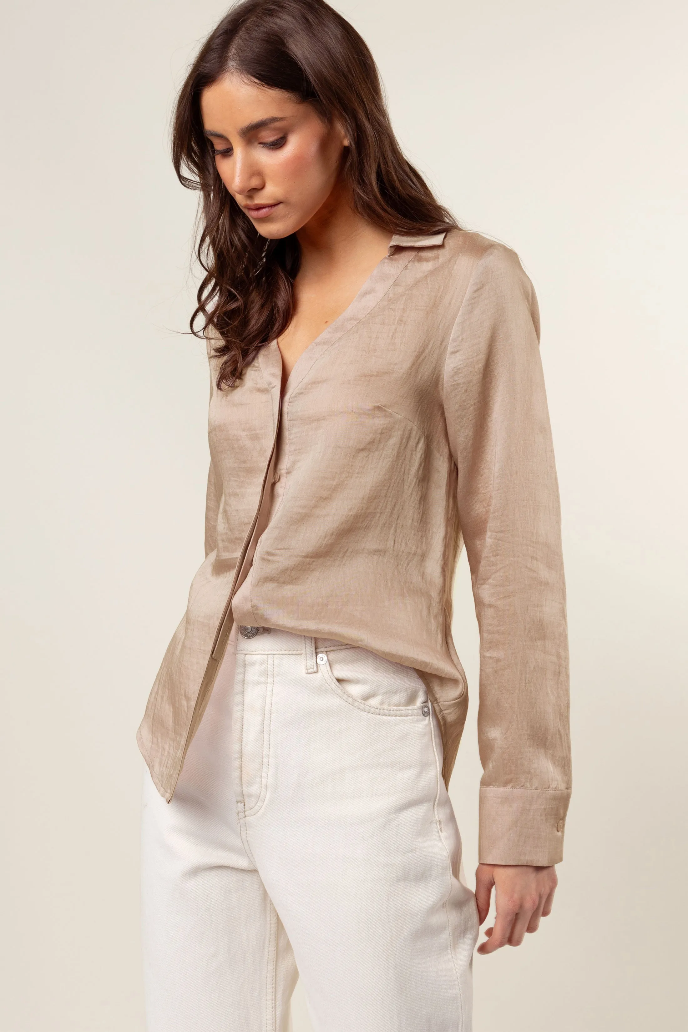 Linen Hidden-placket Blouse