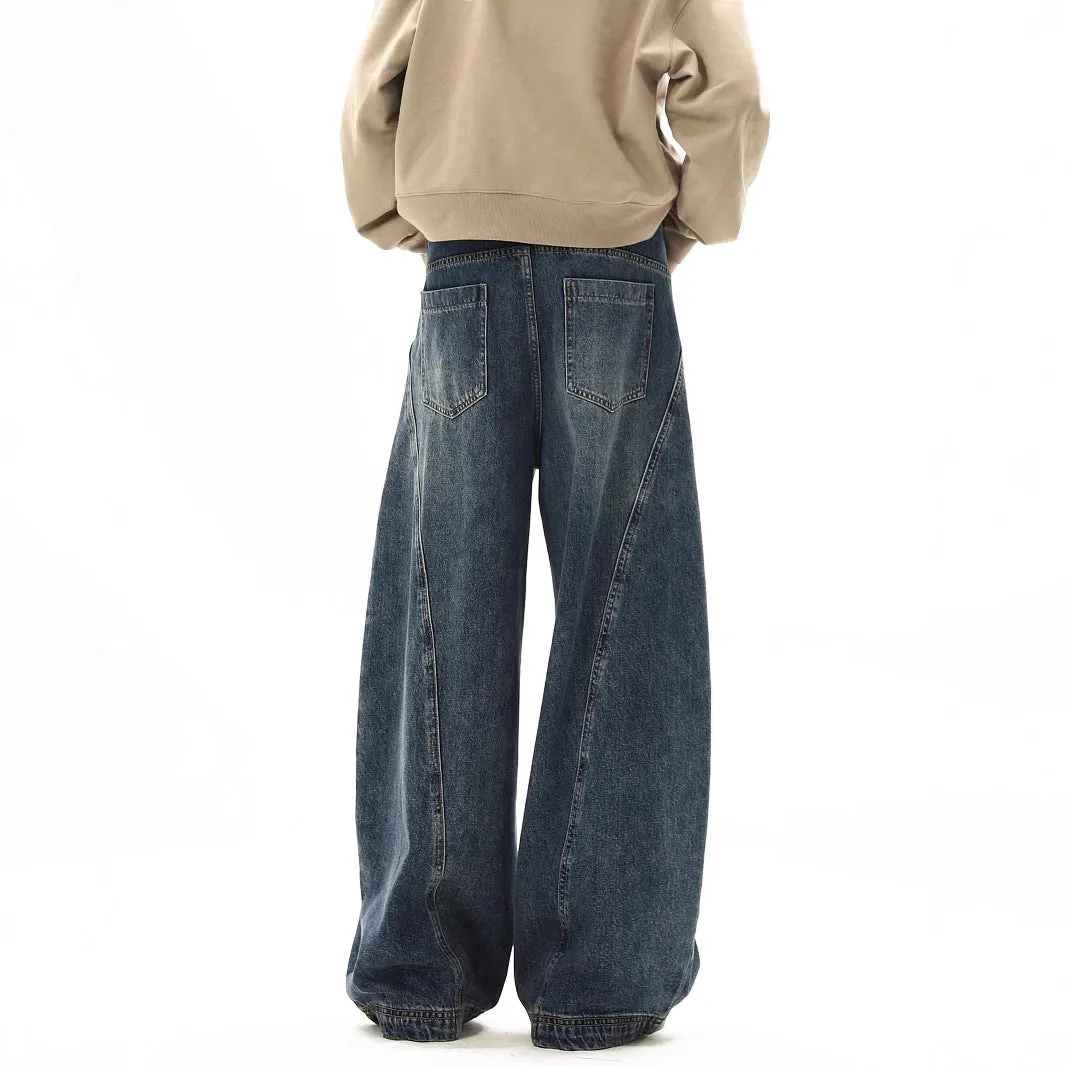 Loose Fit Straight Wide Leg Jeans for Men with Curved Knife Design