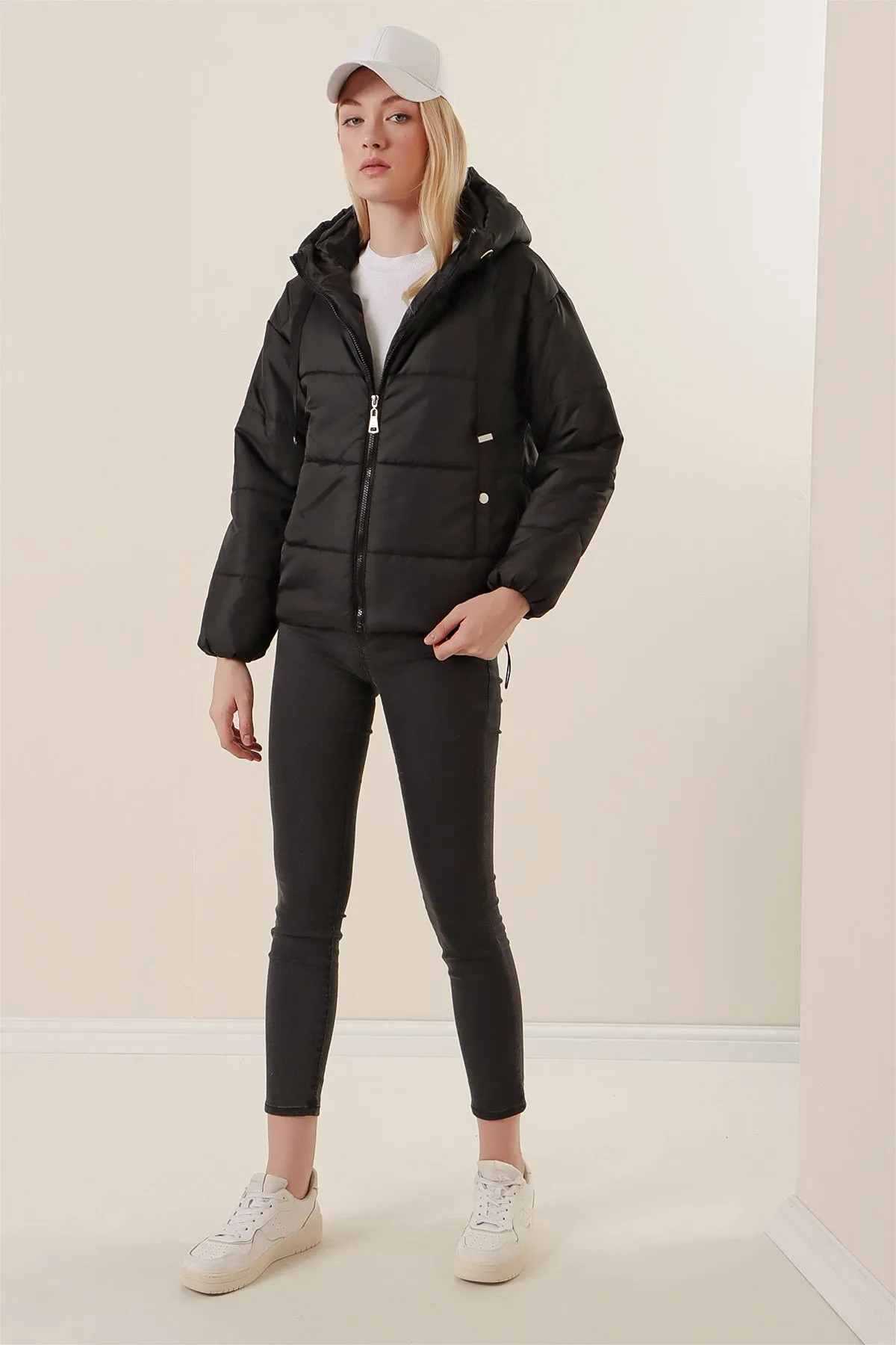 <tc>Manteau matelassé crop 5136</tc>