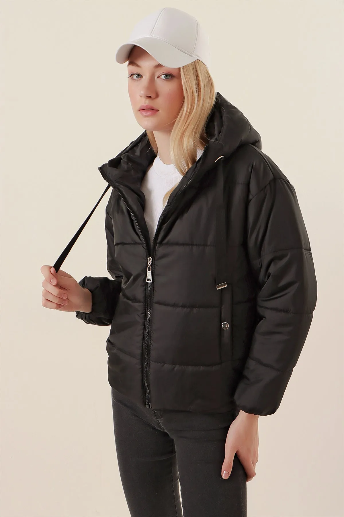 <tc>Manteau matelassé crop 5136</tc>