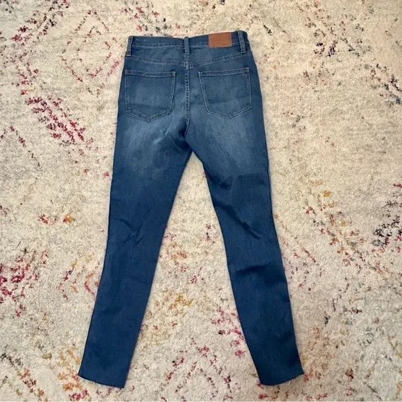 Madewell 10&quot; Roadtripper Jeans: Knee-Rip Edition in Blue sz 27
