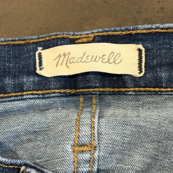 Madewell 9&quot; High Rise Skinny Button Fly Jeans in Size 25 P