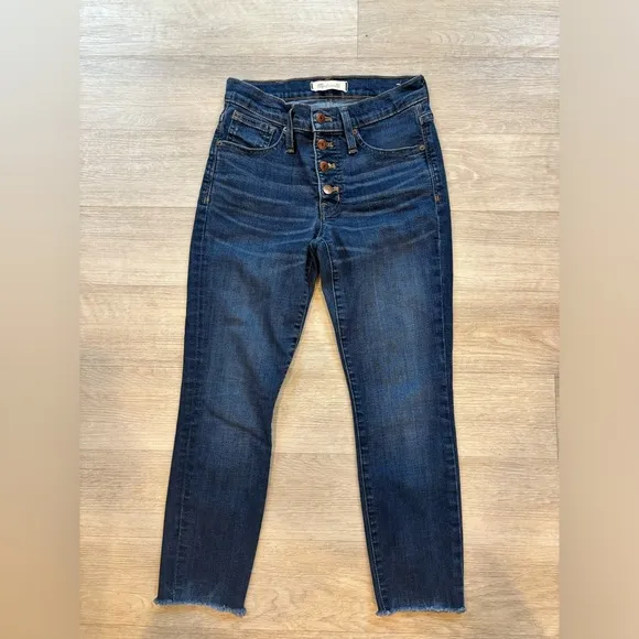 Madewell 9&quot; High Rise Skinny Button Fly Jeans in Size 25 P