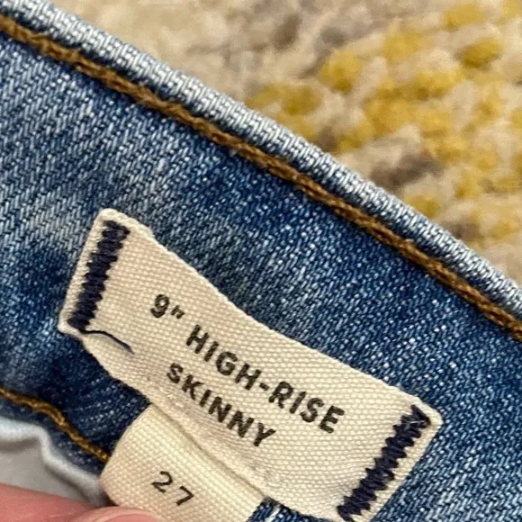 Madewell 9&quot; Mid-Rise Skinny Jeans in Comfort Stretch: Eco Edition 27