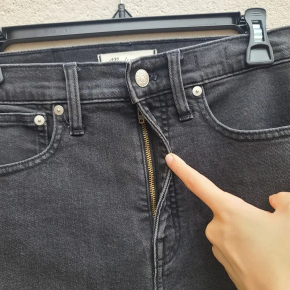 Madewell | Classic Straight Cropped Jeans in Lunar Wash Size 27 Style J2054