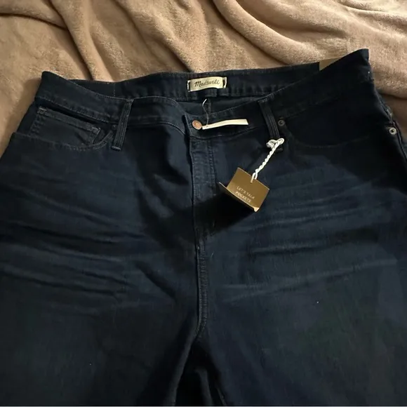 Madewell • curvy high rise skinny jeans